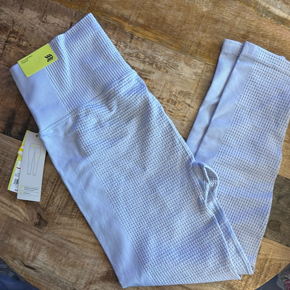 NWT All In Motion Ultra High Rise Leggings- Lavender